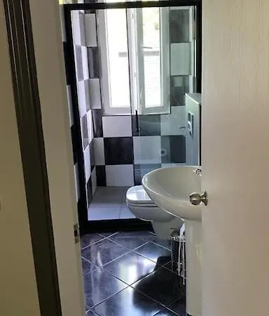 Lupin Muestakil Terasli Ev Ağva